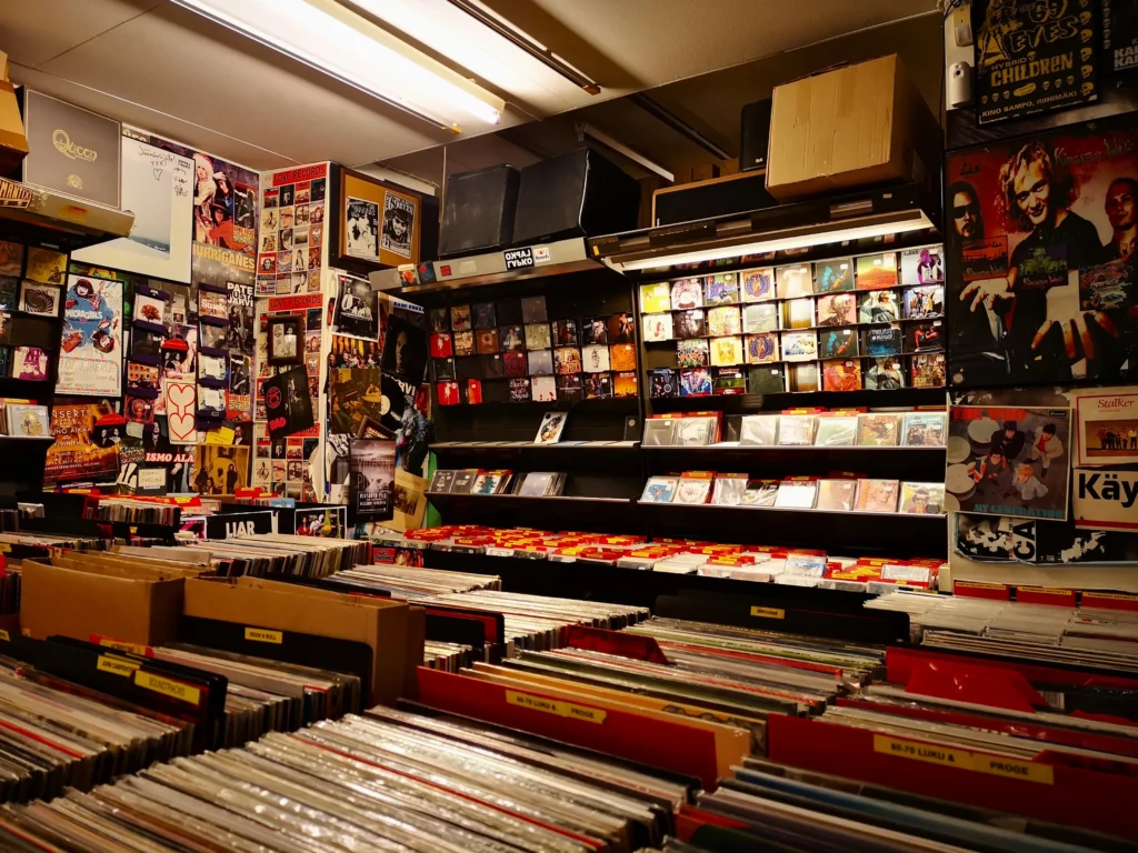 This image displays the interior of a record store in Helsinki.